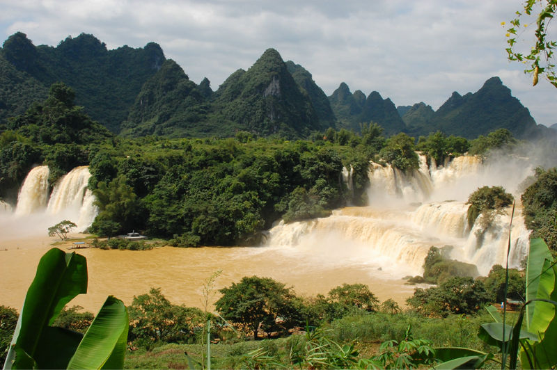 22个中国最美最酷瀑布,你去过哪一个--置顶表情